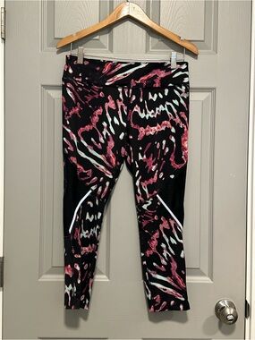 Avia Black Leggings with Pink & Mint Abstract Pattern